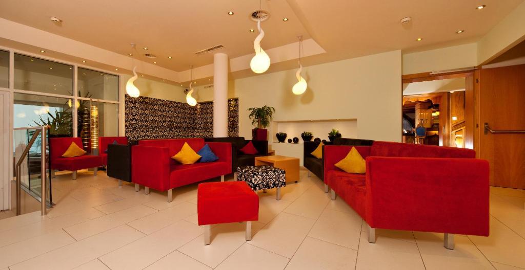 זולדן Hotel Dominic מראה חיצוני תמונה